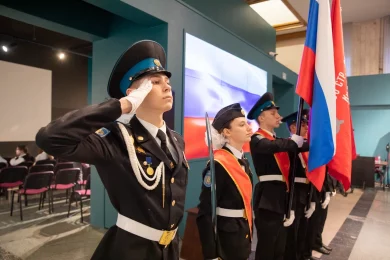 Два лучших школьных музея представили совместную выставку