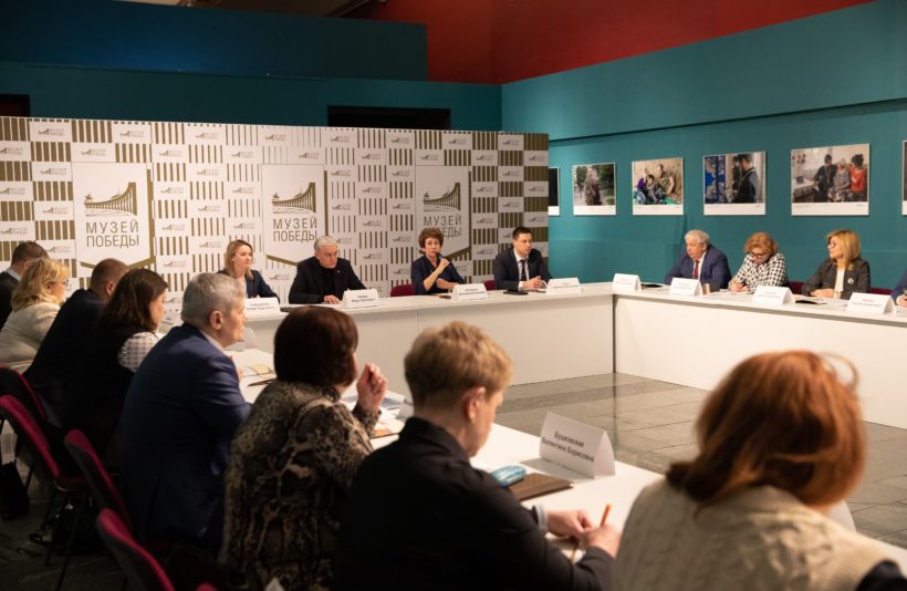 Свыше 250 школьных музеев стали партнерами Музея Победы