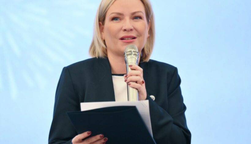 Министр обратилась к юным музейщикам