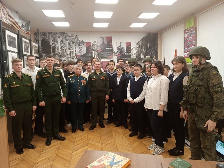 Связисты в школьном музее