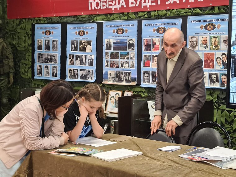 «Легенды разведки» продолжают свою историю экспонирования на Международной выставке - форуме «Россия»