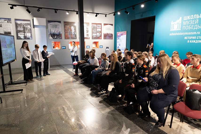 Владимир Долгих стал примером для школьников