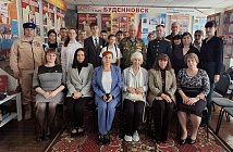 Выпускников вспомнили поименно