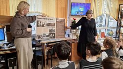 Лекция в память о войне и блокаде в литературной гостинной для ветеранов в память о войне и блокаде
