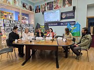 Представители московских школьных музеев передали экспонаты из ЛНР для выставки в Музее СВО в Республике Чили