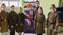Лекция в память о войне и блокаде в литературной гостинной для ветеранов в память о войне и блокаде