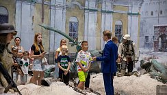 Около 1,4 тысячи экскурсий провели школьники в Музее Победы