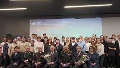 Школьники встретились с героями авиации