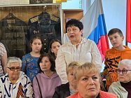 Ветераны вместе со школьниками зажгли свечу памяти