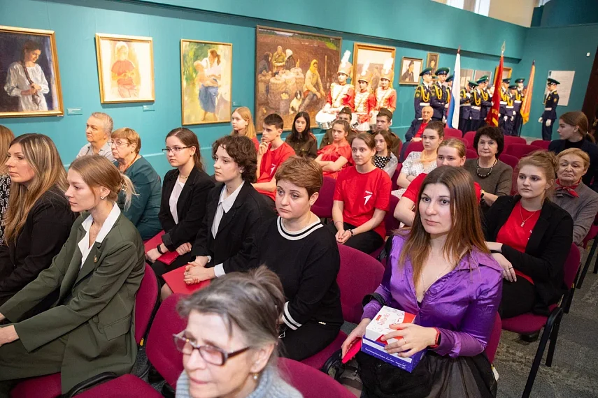 Раритеты школьных музеев расскажут о героях Сталинграда