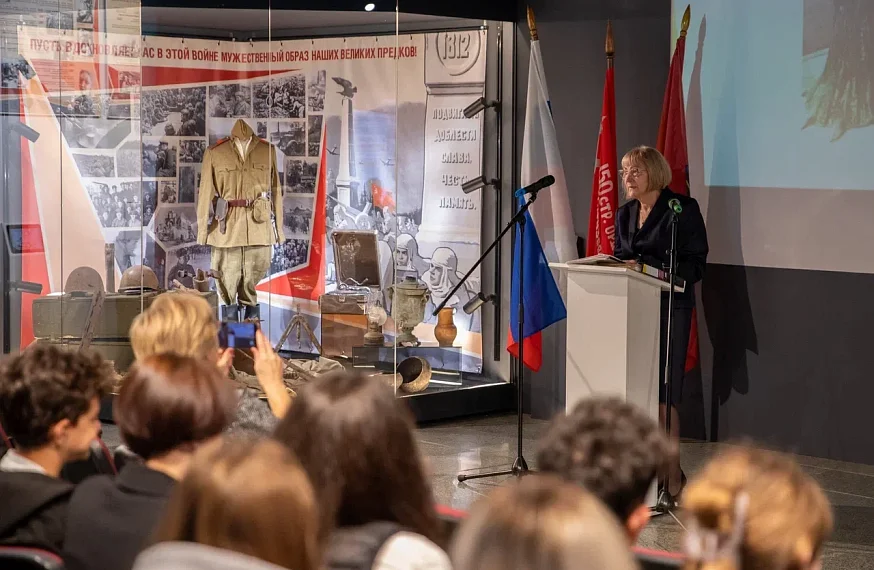 Школьники узнали о сожженных деревнях