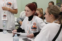 Юные историки защищают проекты и посещают музеи
