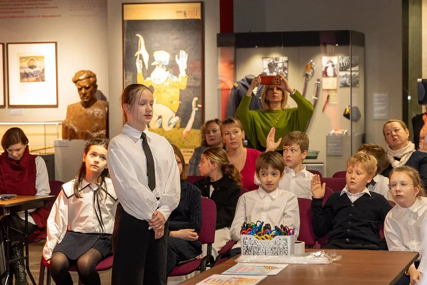 Школьники рассказали о битве за Москву