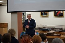 Фестиваль «Школьные музеи - родному городу» стартовал в Санкт-Петербурге