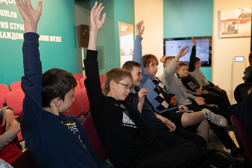 В Школьном музее Победы поговорили о всероссийских движениях и конкурсах