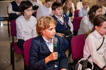 Школьники узнали историю юного защитника столицы