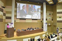 Эксперты обсудили образовательные проекты для детей, находящихся на длительном лечении