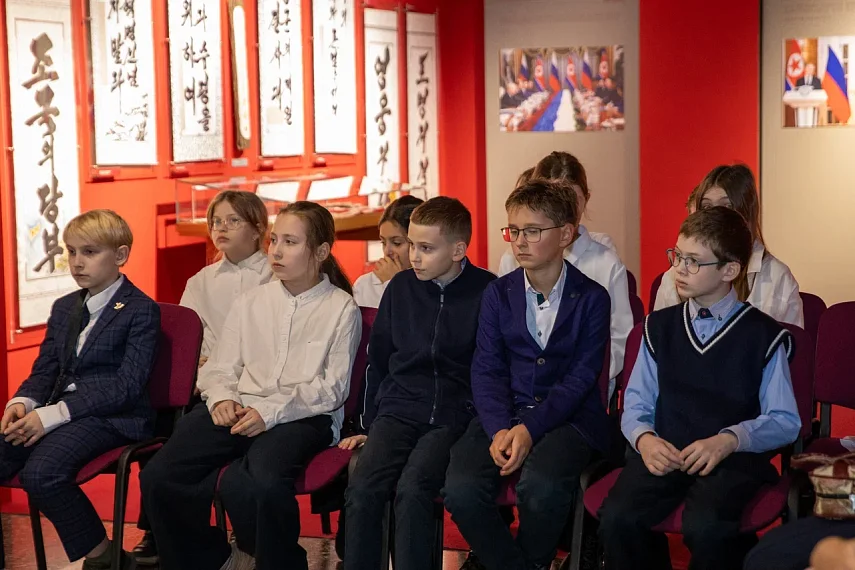 Школьники узнали историю юного защитника столицы