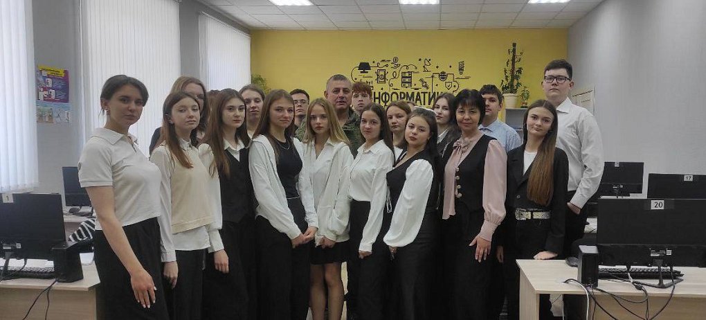 Телемост объединил школьников из Уфы и ЛНР
