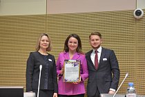 Эксперты обсудили образовательные проекты для детей, находящихся на длительном лечении