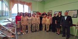 Открытие витрины в школьном музее «Диалог культур»
