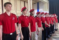 Новые «хранители истории» в одном ряду с ветеранами