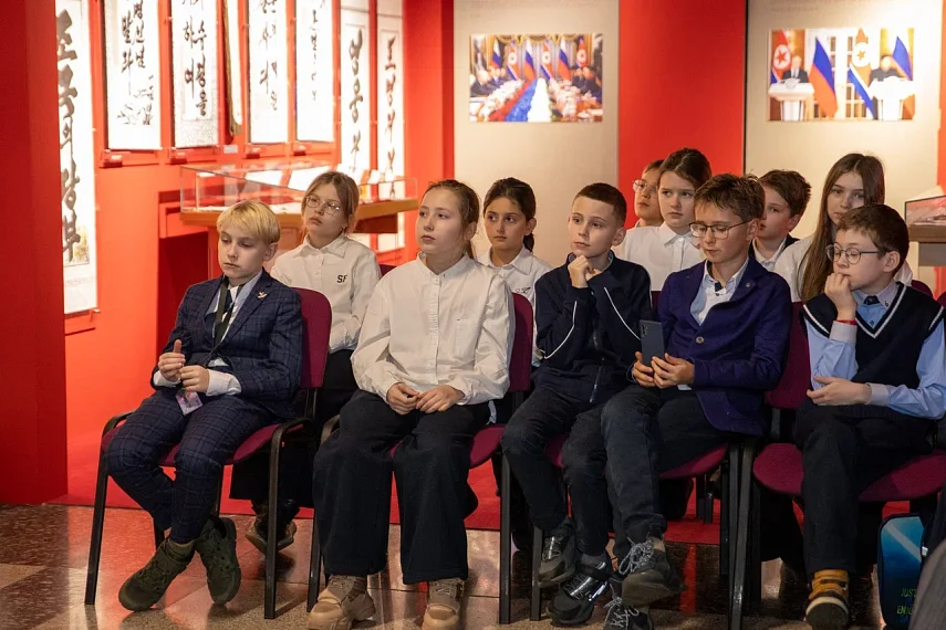 Школьники узнали историю юного защитника столицы