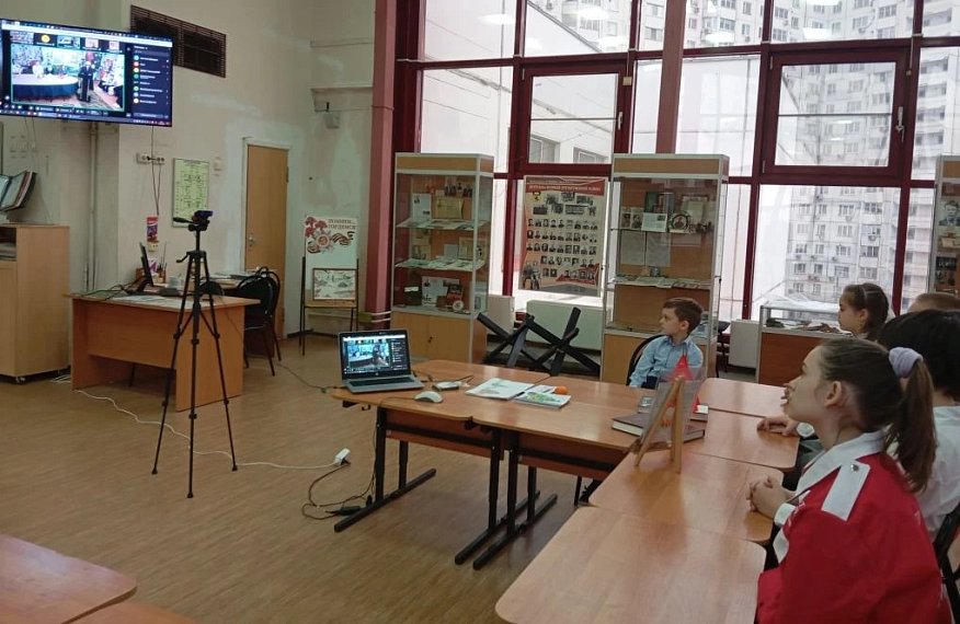 Спустя годы дивизия соединяет города 