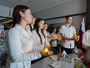 Детские центры почтили память ленинградцев