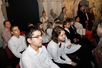 Личные вещи Зои Космодемьянской передали в Музей Победы