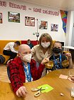 «Елочные игрушки как зеркало времени» в госпитальной школе «Учим Знаем» 