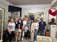 Спустя годы школьный музей возвращает в учебные будни