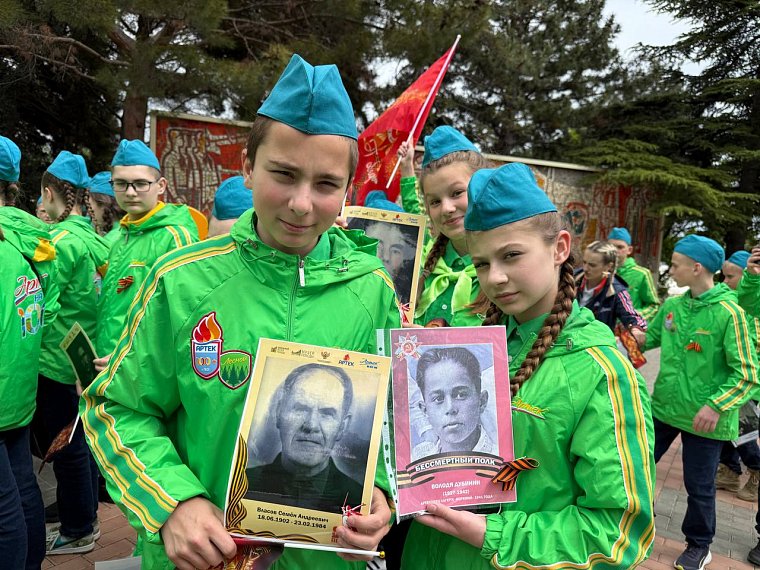 Артековцы почтили память героев в год 80-летия Великой Победы