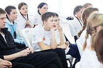 Телеведущий Дмитрий Хаустов «Каждый воин должен знать, что у него есть тыл»