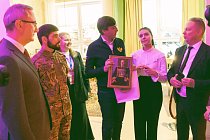 Калужскую школу № 45 им. Маршала Советского Союза Г.К. Жукова  посетил Сергей Кравцов