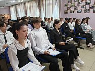 БЕССМЕРТИЮ ЮНЫХ ПОСВЯЩАЕТСЯ…