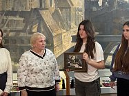 Из фондов - в фонды