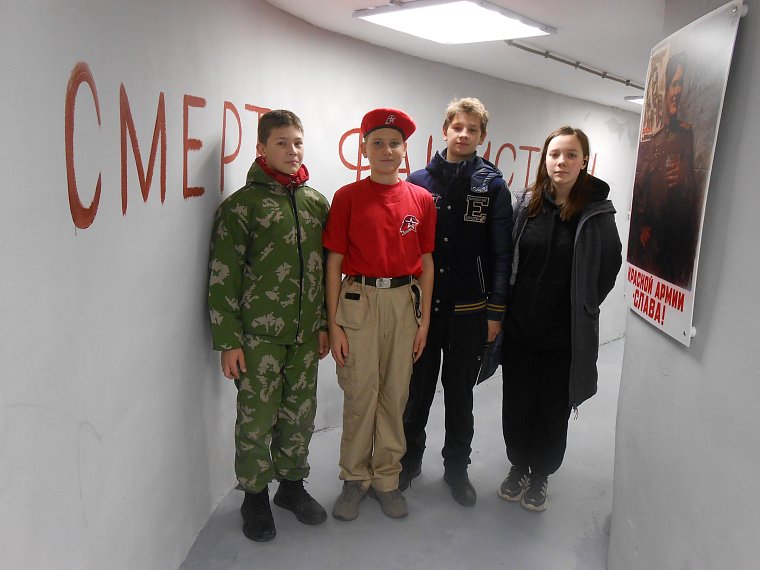 В формате «Дети-детям!» прошла экскурсия в подземном музее 365-й зенитной батареи