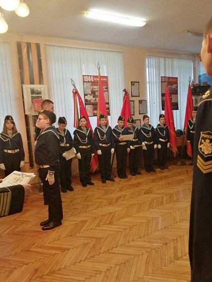 Вручены сертификаты «Под парусом» 