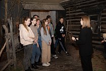 О подвиге народа рассказали юные экскурсоводы