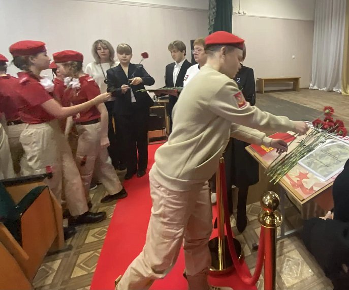 83 годовщина Победы в Сталинградской битве в школьном музее Волгограда