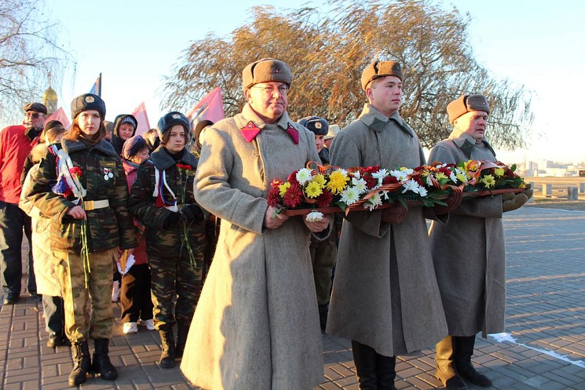 В Волгоградской области прошла памятная акция, посвященная Дню неизвестного солдата