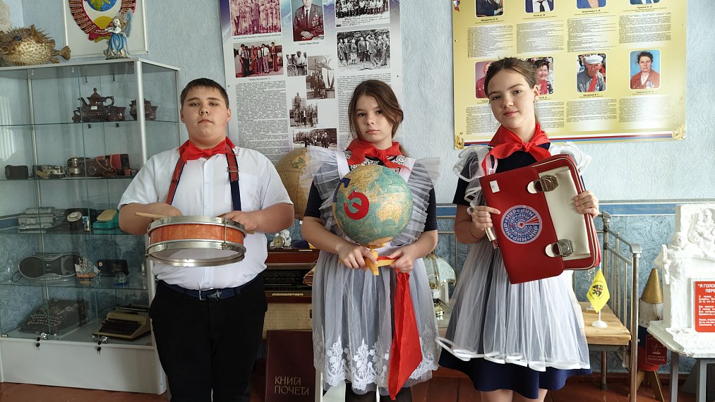 Торжественный марш пионеров