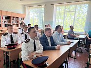 Школьный музей Победы впервые открыли в Луганске