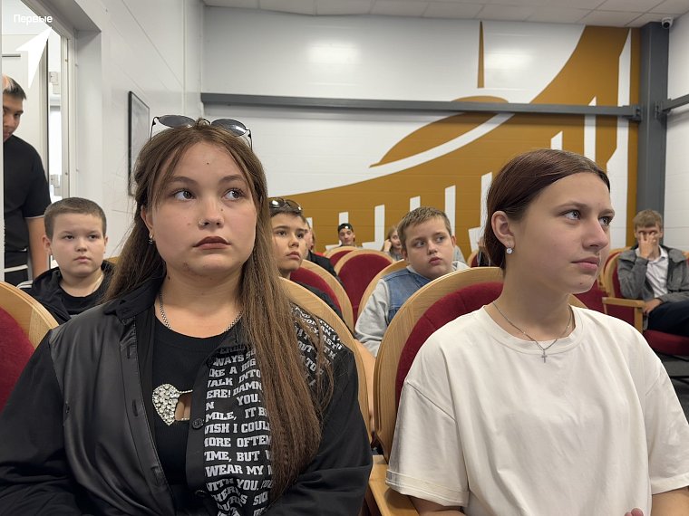 Спикеры Российского общества «Знание» посетили Детский центр Музея Победы в с.Дмитровка