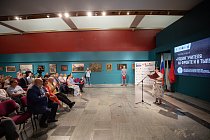 Подвиг учителя на фронте и в тылу