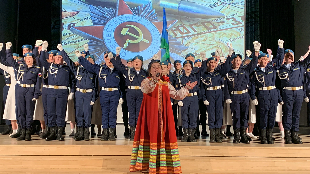 В московской школе 158 открыли фестиваль «ZA МИР!»