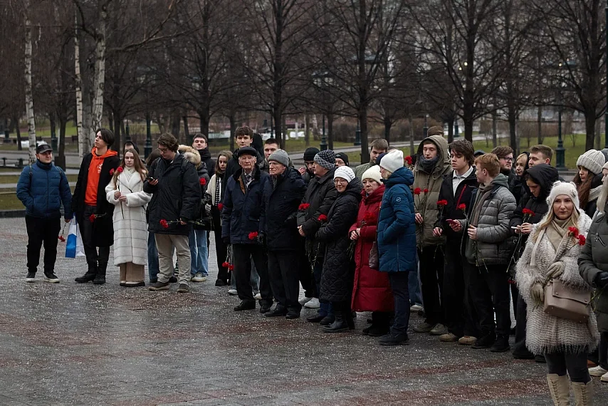 201-я - участник международной акции «КРАСНАЯ ГВОЗДИКА»