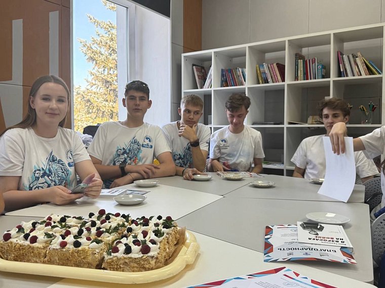 С Днём Рождения, Детский центр Музея Победы г. Алчевска!