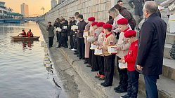 В Пхеньяне прошла патриотическая акция «Огонь благодарных сердец»